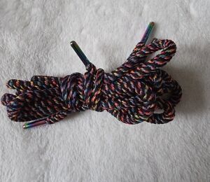 Multicolor Braided Shoelaces
